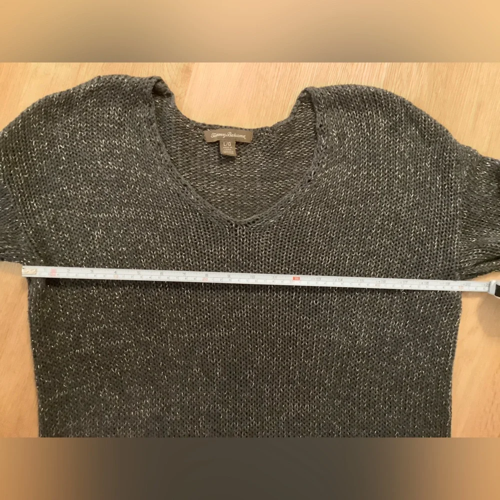 Tommy Bahama v-neck pullover sweater gray gold metallic large